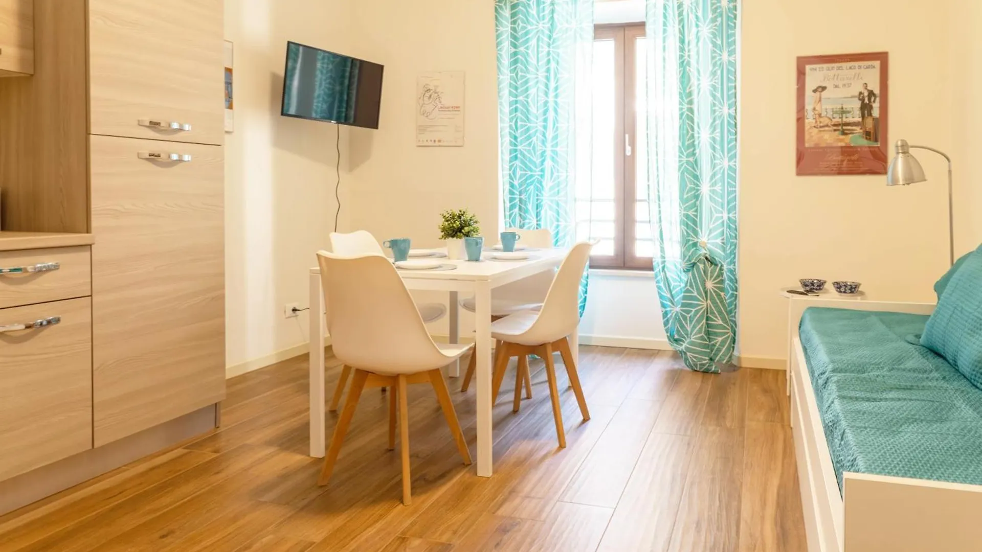 Carpione Apartment 데센자노델가르다