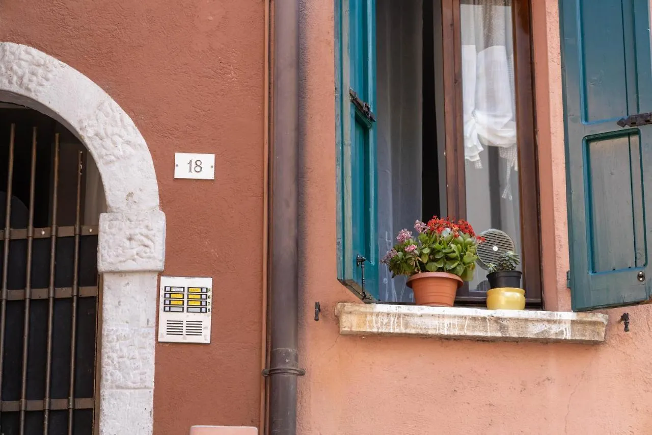 Carpione Apartment Desenzano del Garda