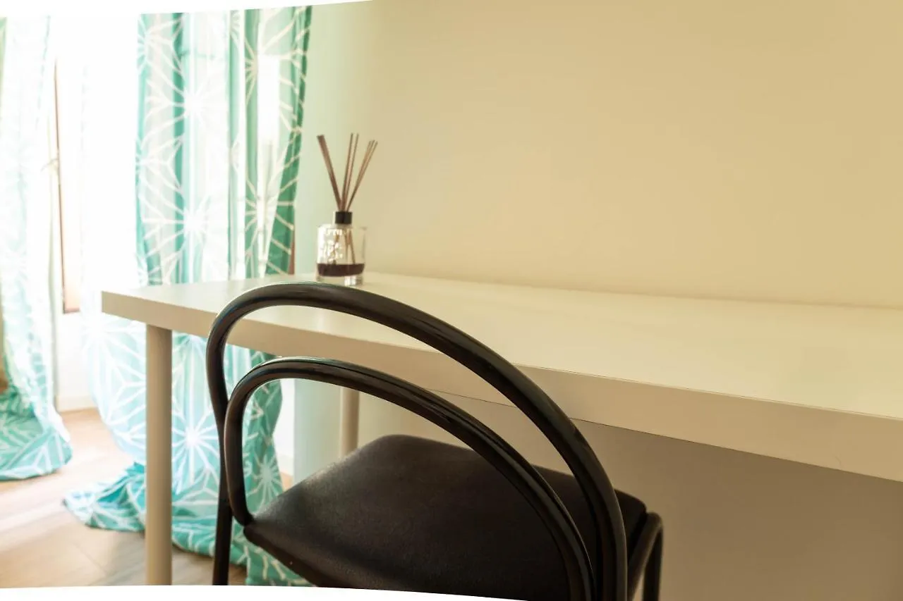 Carpione Apartment Desenzano del Garda 0*,  Italy